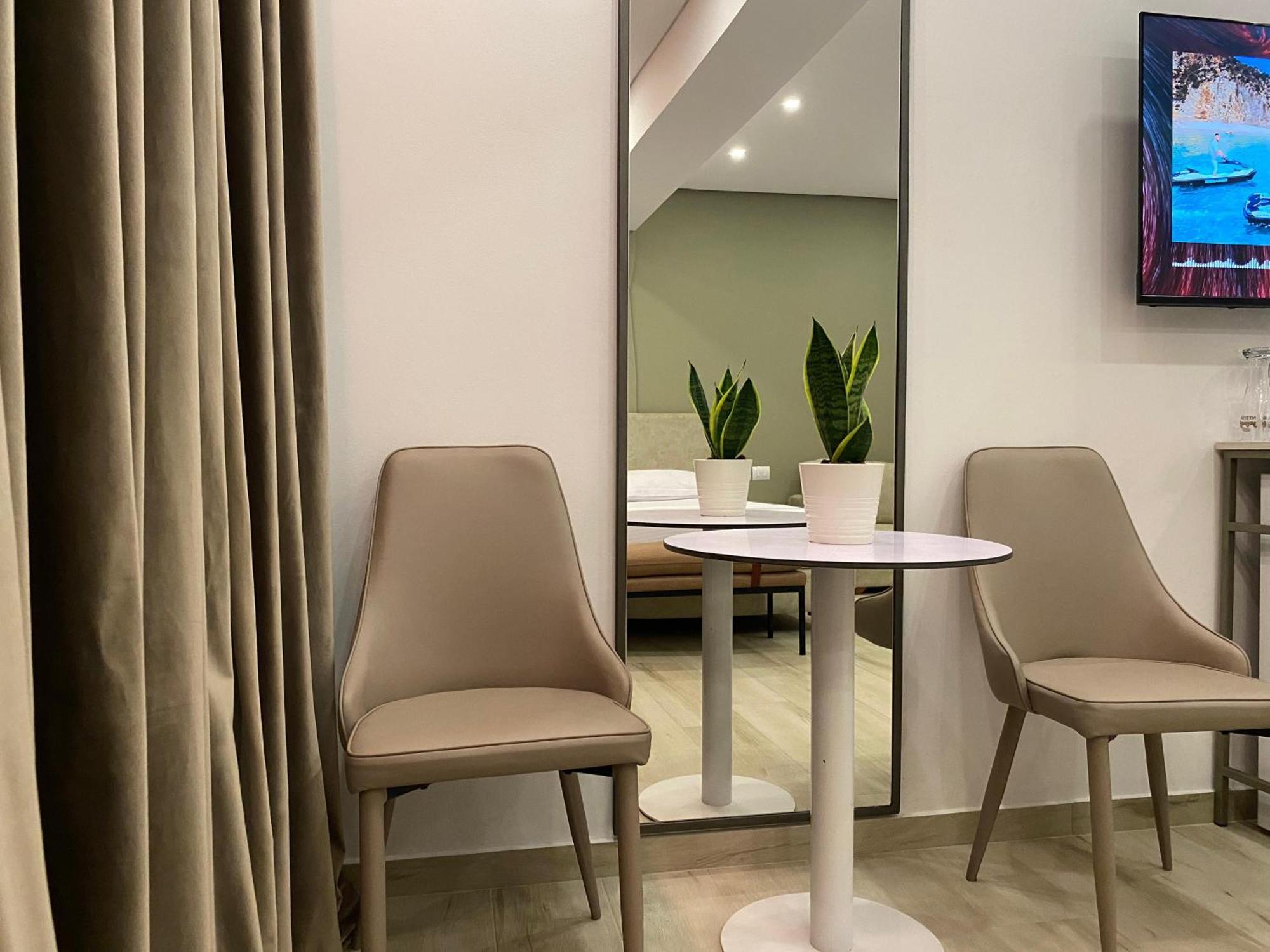 Vila Marjana Sarandë Habitación foto