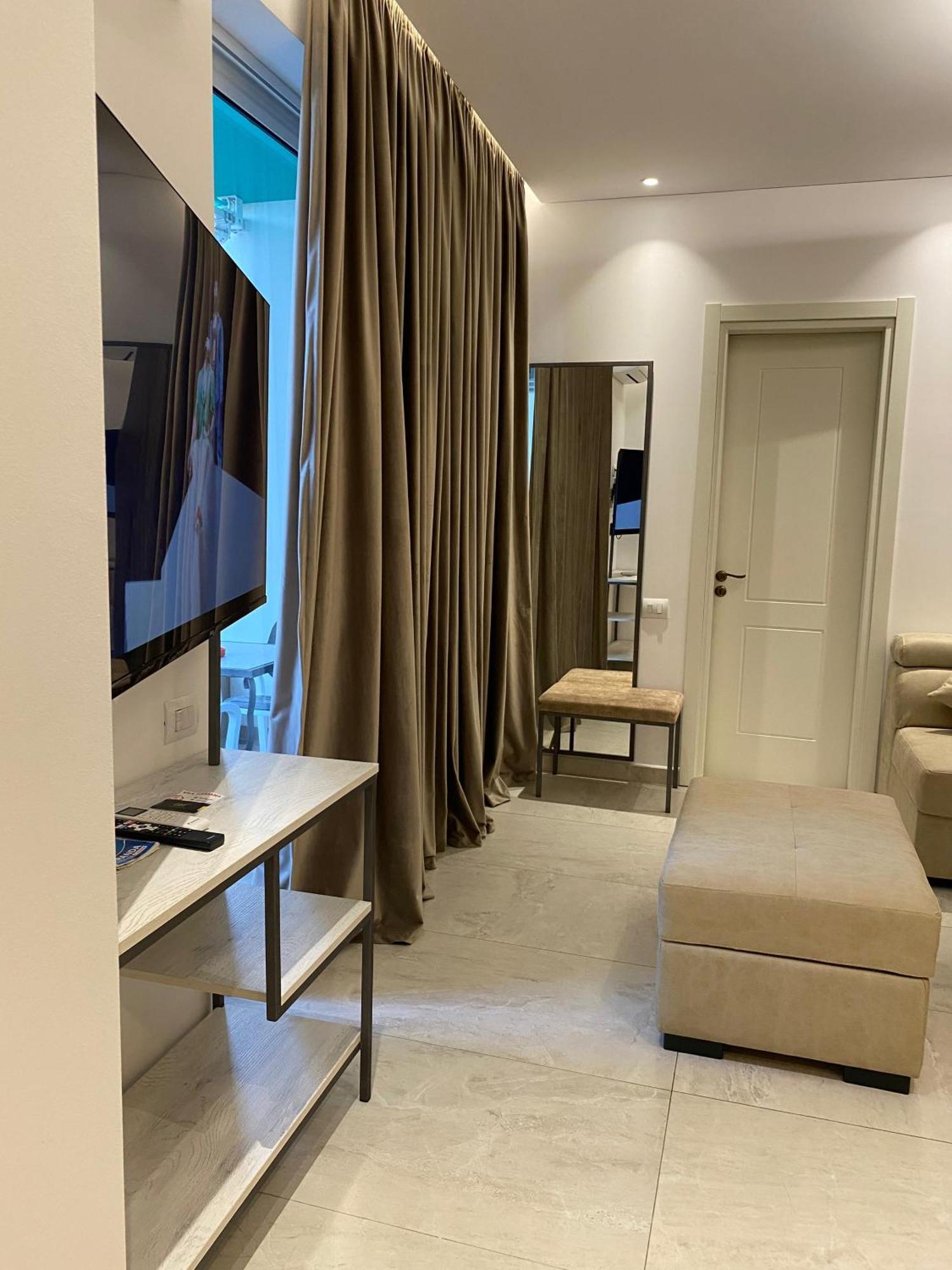 Vila Marjana Sarandë Habitación foto